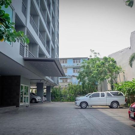 14 Living Otel Bangkok Dış mekan fotoğraf