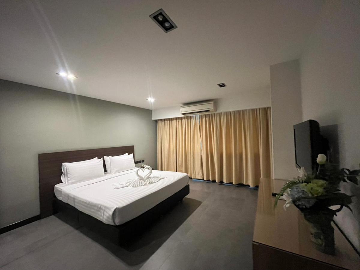 14 Living Otel Bangkok Dış mekan fotoğraf