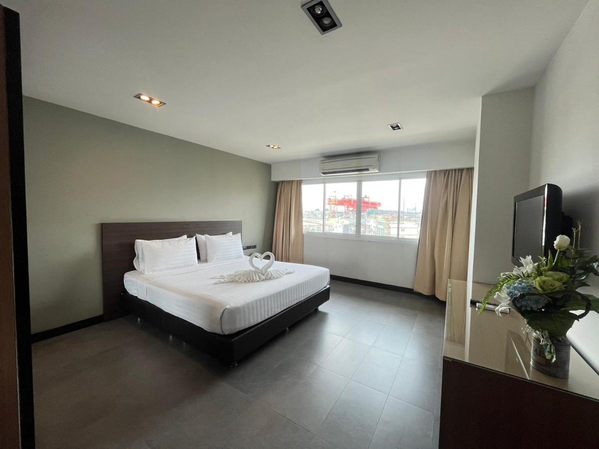 14 Living Otel Bangkok Dış mekan fotoğraf