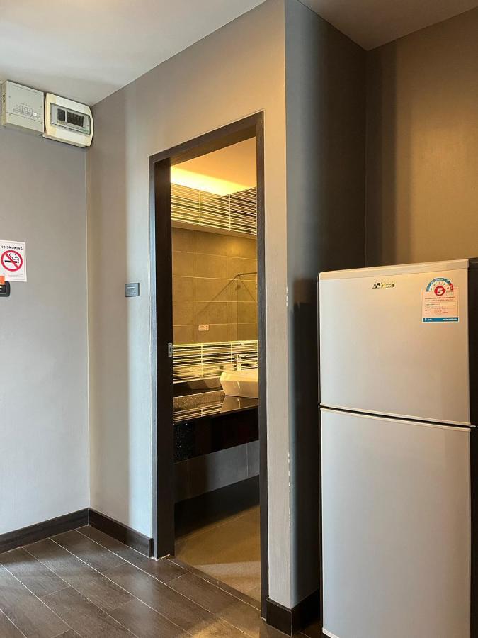 14 Living Otel Bangkok Dış mekan fotoğraf