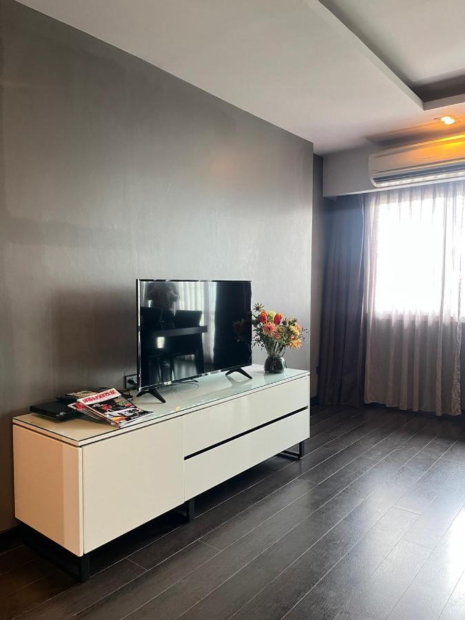 14 Living Otel Bangkok Dış mekan fotoğraf