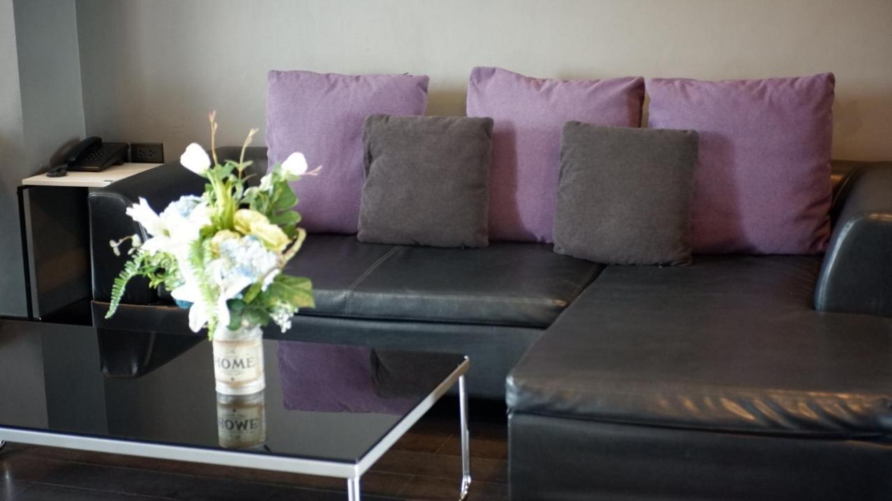 14 Living Otel Bangkok Dış mekan fotoğraf