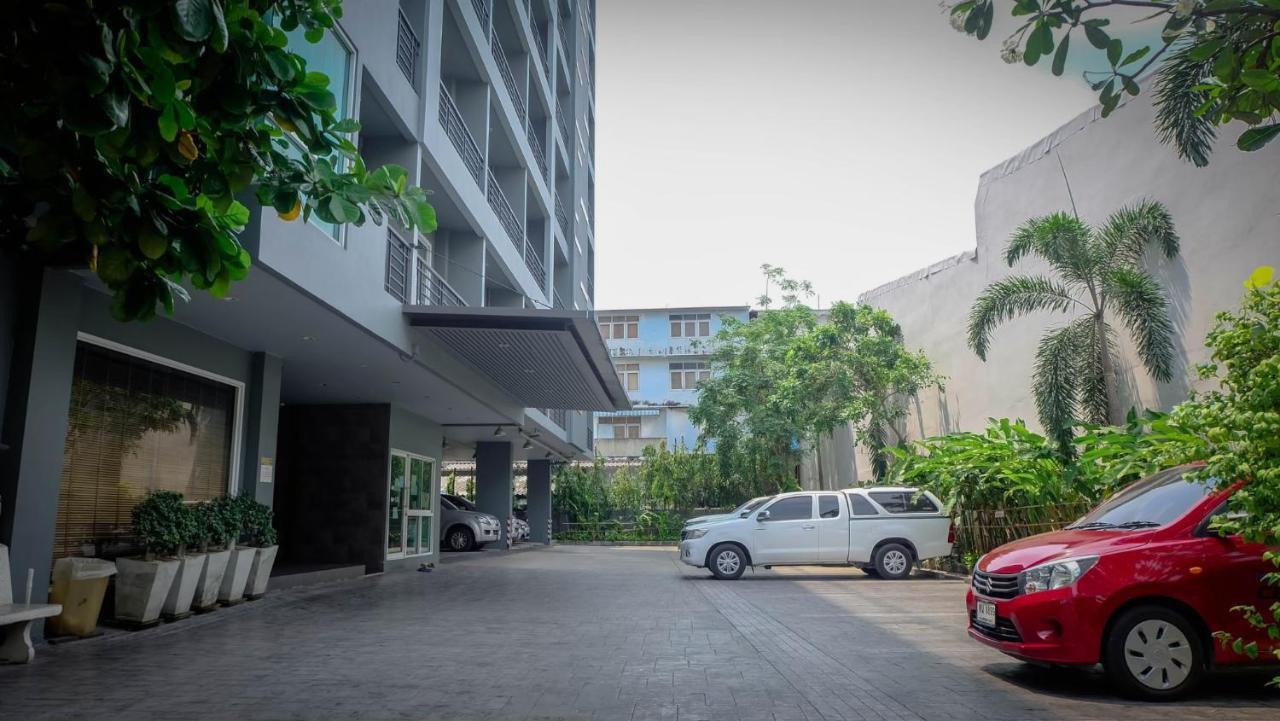 14 Living Otel Bangkok Dış mekan fotoğraf
