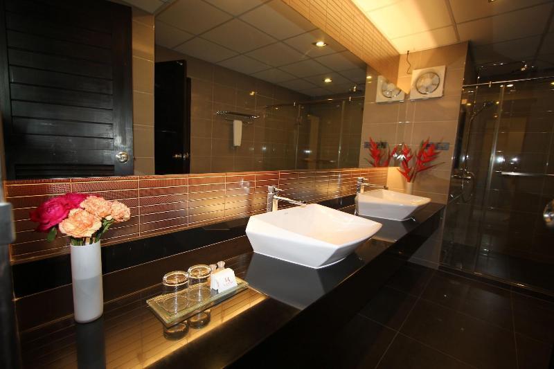 14 Living Otel Bangkok Dış mekan fotoğraf