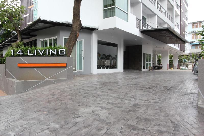14 Living Otel Bangkok Dış mekan fotoğraf