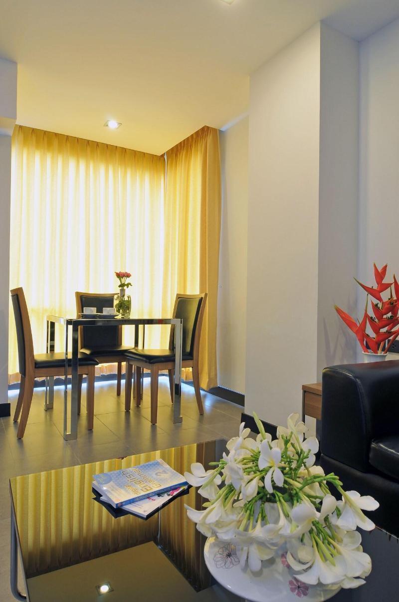 14 Living Otel Bangkok Dış mekan fotoğraf
