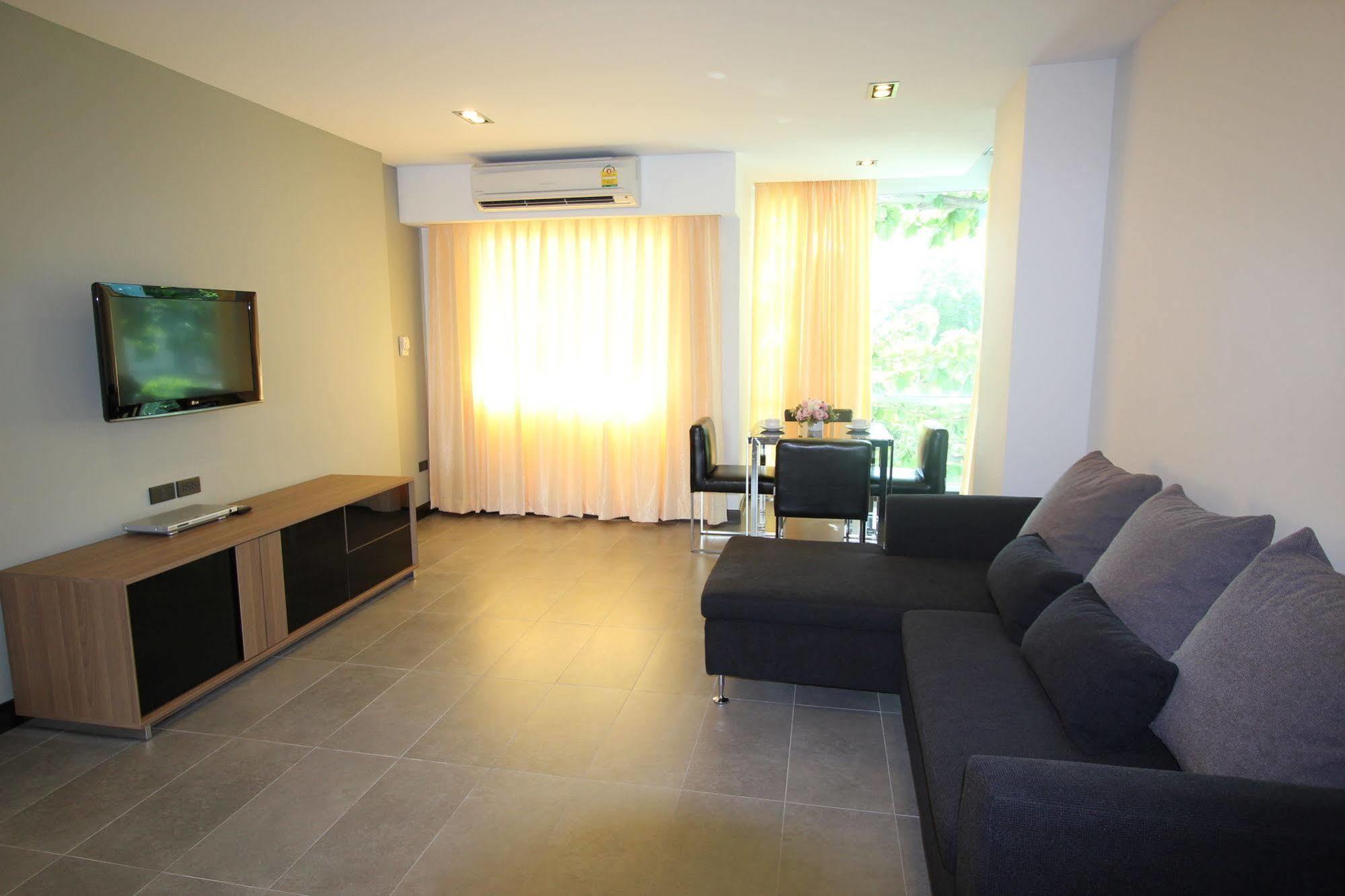 14 Living Otel Bangkok Dış mekan fotoğraf